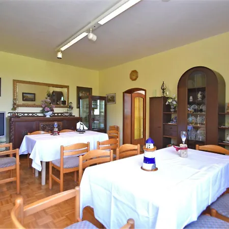 Nyaraló Charming Holiday In With Garden Eschwege