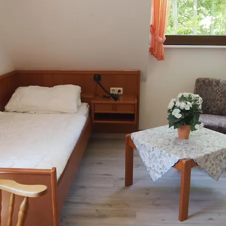 Charming Holiday In With Garden Nyaraló Eschwege