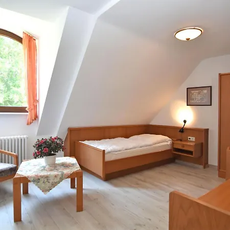 Nyaraló Charming Holiday In With Garden *