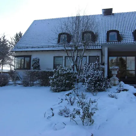 Nyaraló Charming Holiday In With Garden *